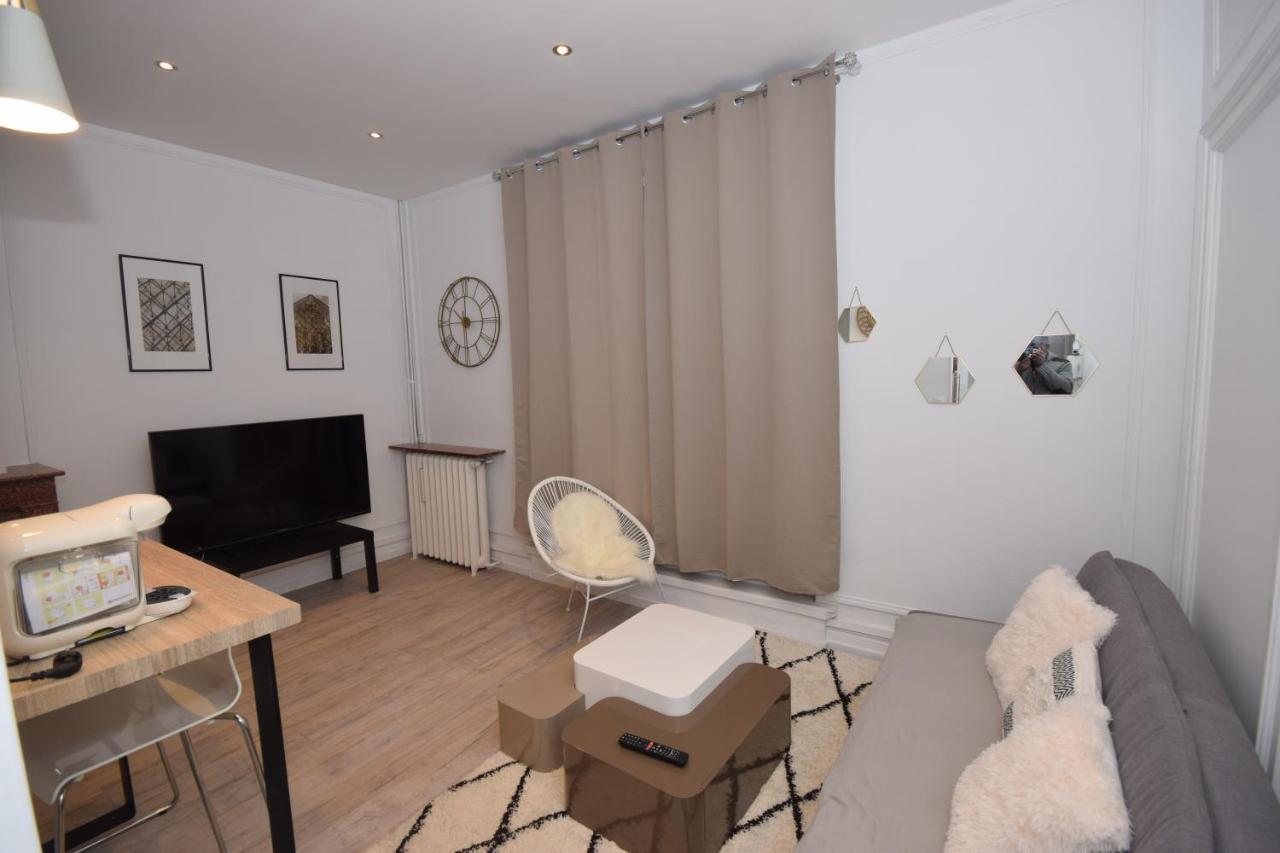 Chic Appart Design - Hyper Centre - Tramway - Free Wifi - Lerelaisdodile12 Валенсиен Екстериор снимка