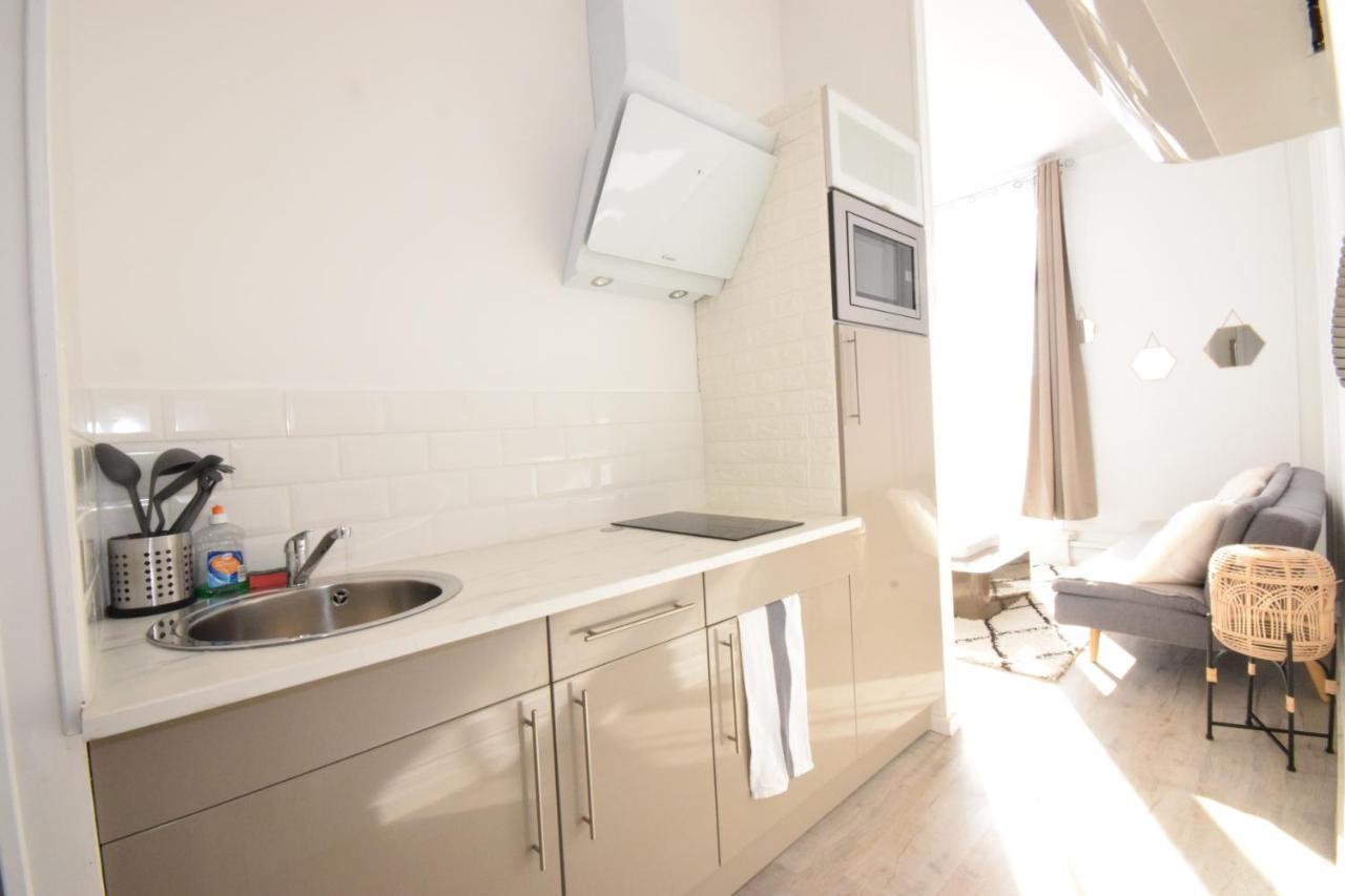 Chic Appart Design - Hyper Centre - Tramway - Free Wifi - Lerelaisdodile12 Валенсиен Екстериор снимка